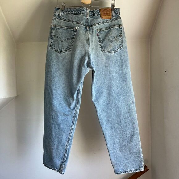 Vintage Levi's red tab 550s relaxed fit light wash distressed jeans 90s baggy 36 - Picture 3 of 9